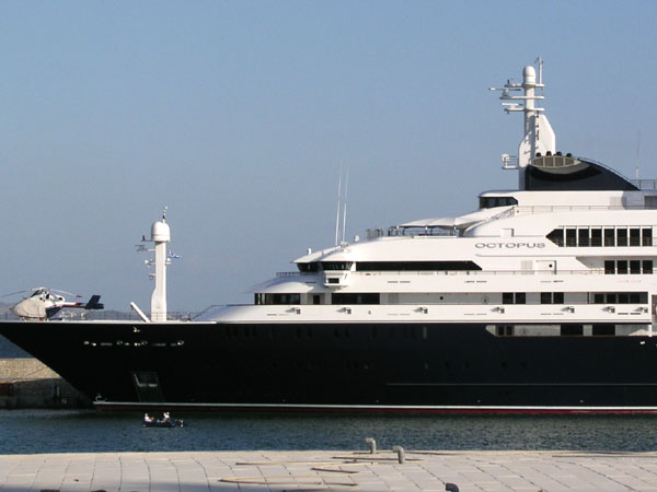 yacht